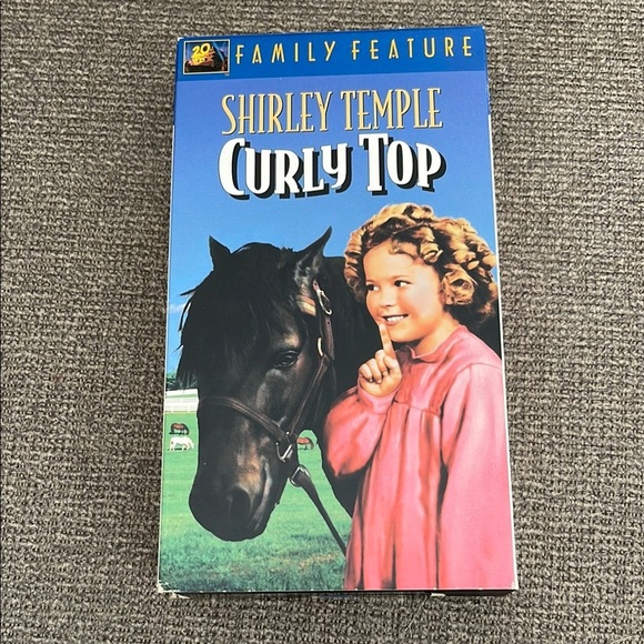 Shirley Temple Curly Top Movie VHS Musical 1935 Remake 20th Century Fox - Picture 4 of 4